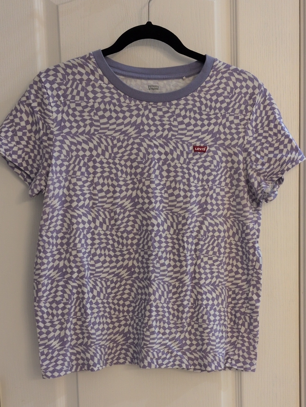 Levi's Lavender & White Patterned Short Sleeve Tee (Size M)